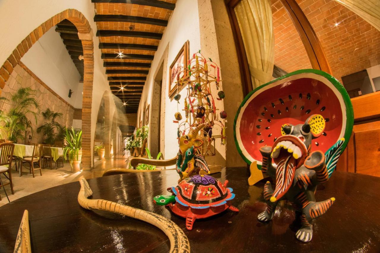 Hotel Meson De Los Remedios Morelia Exterior photo